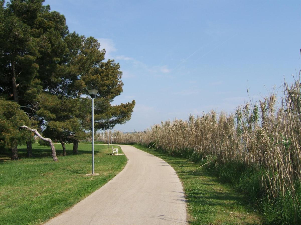 Gianna N2, 600 M From The Beach Novigrad  Luaran gambar