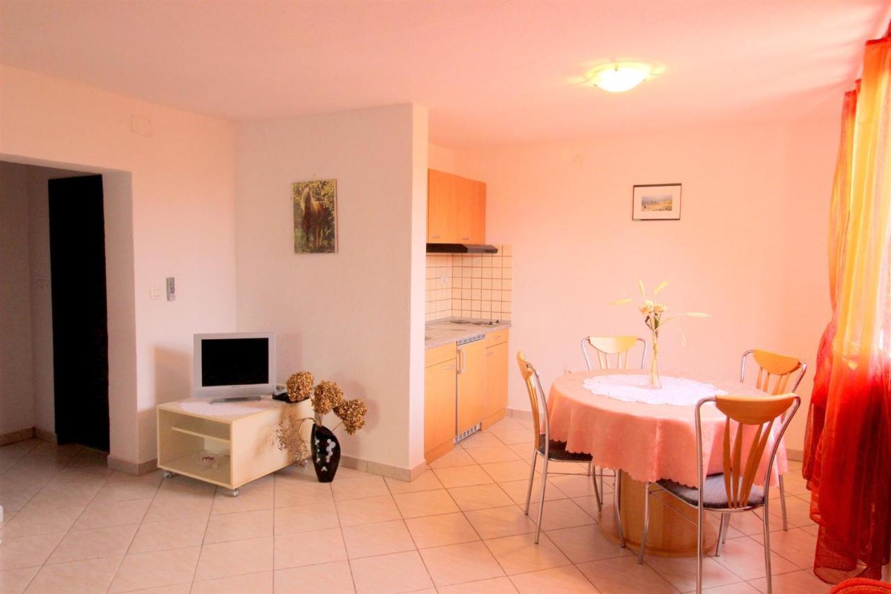 Gianna N2, 600 M From The Beach Novigrad  Luaran gambar